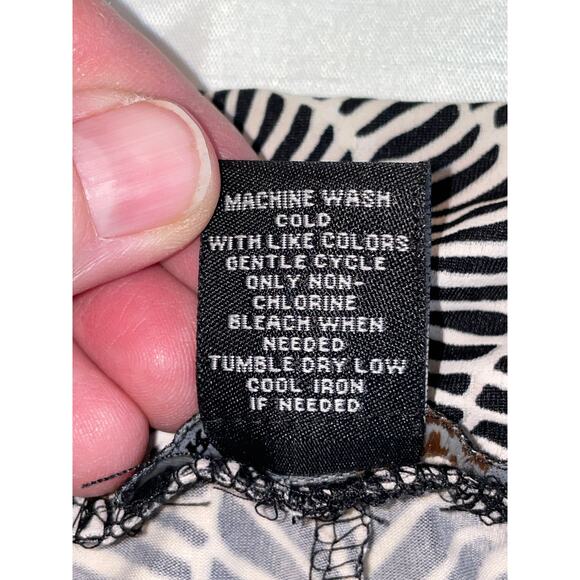 Robert Lewis Sea Shell Pattern Pants - Women's Size M - Lots of Stretch - Picture 10 of 10